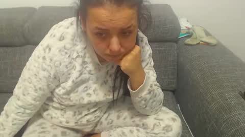 Snapshot of jessiestar3 chatting on 02.10.25 jessiestar3 online show from 02.10.25