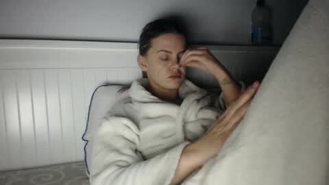 Snapshot of jessiexryan chatting on 12.03.25 jessieryan online show from 12.03.25