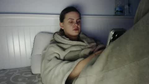 Snapshot of jessiexryan chatting on 12.15.25 jessieryan online show from 12.15.25