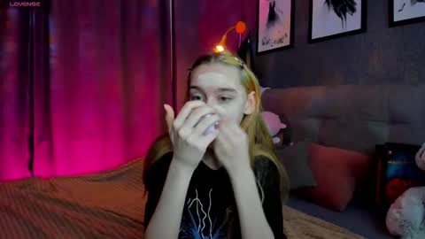 Jessie online show from 10.28.25