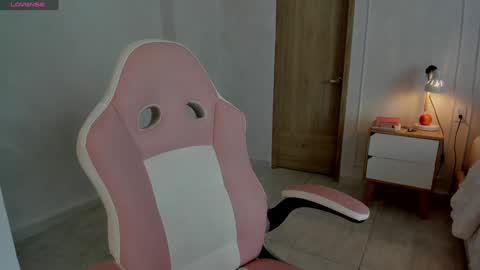    online show from 11.27.25