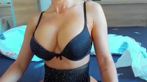 jesssica online show from 01.16.25