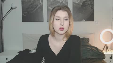 jessstonem online show from 09.25.25