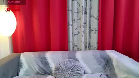 Snapshot of jessthewicked chatting on 11.11.25 JessTheWicked online show from 11.11.25