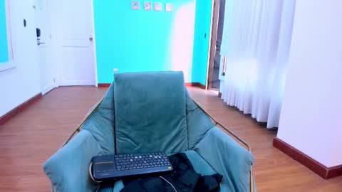 Snapshot of jessymiiranda chatting on 11.01.25 JessyMiiranda online show from 11.01.25