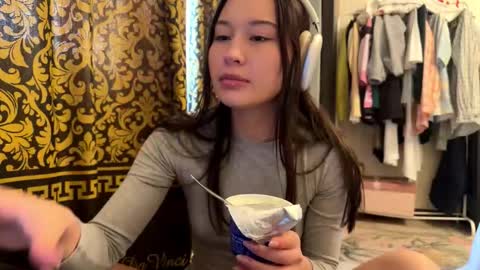 Lynn online show from 11.16.25