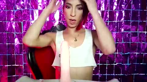 Snapshot of jet_clomet21 chatting on 10.08.25 Ale online show from 10.08.25