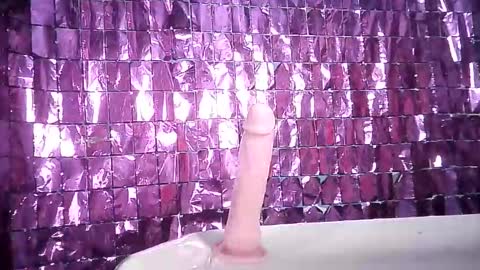 Snapshot of jet_clomet21 chatting on 10.19.25 Ale online show from 10.19.25