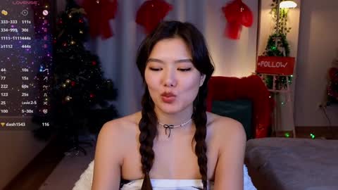 Snapshot of jettablock chatting on 12.24.24 Hi all. My name is Naomi and Im glad to see you in my room online show from 12.24.24