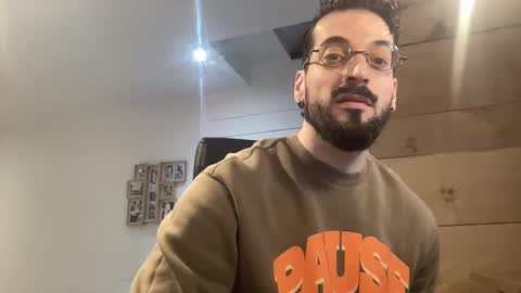 JEUNEMEK007 online show from 01.20.25