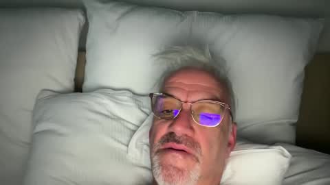 Snapshot of jewlronny chatting on 12.08.24 jewlronny online show from 12.08.24