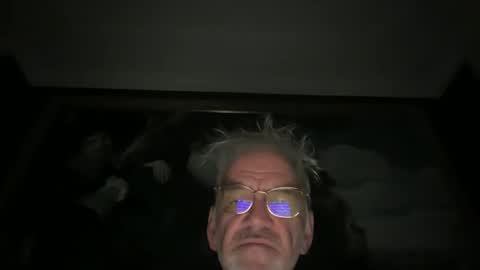 Snapshot of jewlronny chatting on 12.25.24 jewlronny online show from 12.25.24