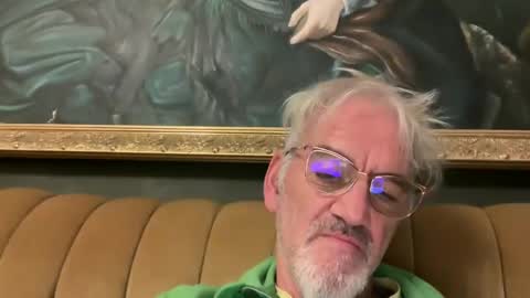 Snapshot of jewlronny chatting on 01.02.25 jewlronny online show from 01.02.25