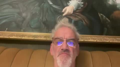 Snapshot of jewlronny chatting on 01.08.25 jewlronny online show from 01.08.25