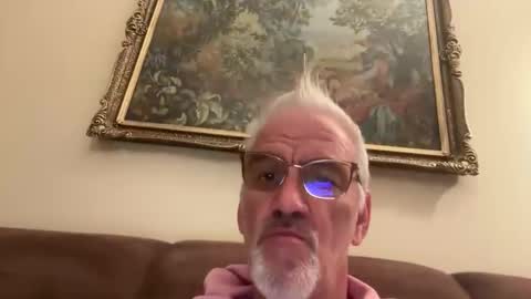 Snapshot of jewlronny chatting on 10.16.25 jewlronny online show from 10.16.25