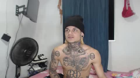 Snapshot of jeykob_23 chatting on 12.07.24 JEYKOB online show from 12.07.24