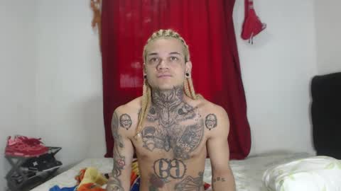 Snapshot of jeykob_23 chatting on 01.04.25 JEYKOB online show from 01.04.25