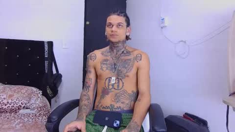 Snapshot of jeykob_23 chatting on 10.30.25 JEYKOB online show from 10.30.25