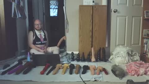 Nasty Cumslut online show from 01.28.25