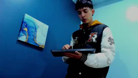 Jheampiero online show from 12.18.25