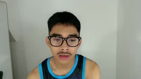 Snapshot of jhnxxnaughty_ chatting on 12.15.25 Johnny online show from 12.15.25