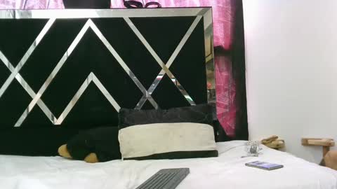 jhoana aston - daniel online show from 01.07.25