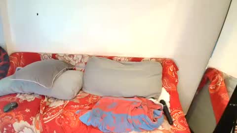 Snapshot of jhon_gade chatting on 11.02.25 jhon_gade online show from 11.02.25