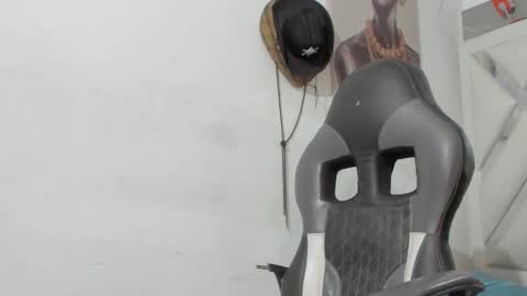 Snapshot of jhonny_flames7 chatting on 01.26.25 jhonny online show from 01.26.25