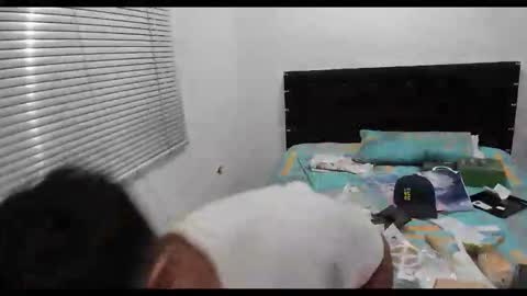  Jhonny Jr.  online show from 12.18.25