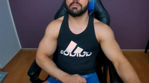 Snapshot of jhonnyboy007 chatting on 02.19.25 Black Diamond online show from 02.19.25