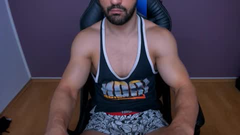 Snapshot of jhonnyboy007 chatting on 10.09.25 Black Diamond online show from 10.09.25