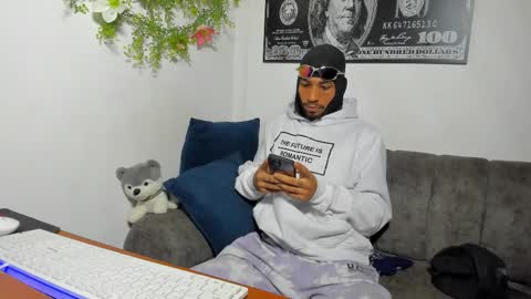 Snapshot of jhonson821 chatting on 11.07.25 jhonson821 online show from 11.07.25