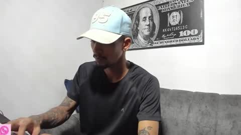 Snapshot of jhonson821 chatting on 12.16.25 jhonson821 online show from 12.16.25