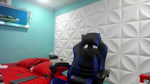 Snapshot of jhonsontatto chatting on 09.08.25 jhonsontatto online show from 09.08.25