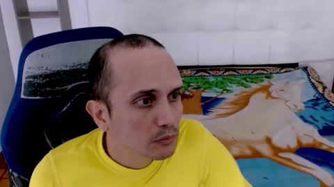 Snapshot of jhontorres018 chatting on 11.01.25 jhontorres018 online show from 11.01.25