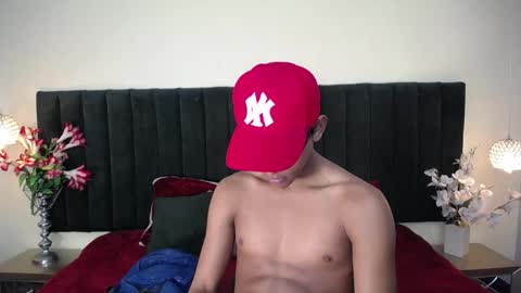 Snapshot of jhos_padill chatting on 02.18.26 jhos online show from 02.18.26