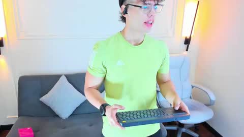 Snapshot of jhoumod_21 chatting on 09.13.25 jhoumod_21 online show from 09.13.25