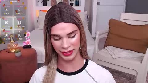 Jhuan Nhez online show from 11.18.25