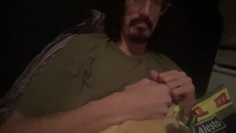 Snapshot of jiggz1986 chatting on 12.15.24 Jigz1986 online show from 12.15.24