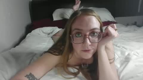 jilliangiselle online show from 04.30.26
