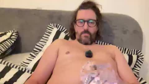 Snapshot of jimboo400 chatting on 10.25.25 jimboo400 online show from 10.25.25