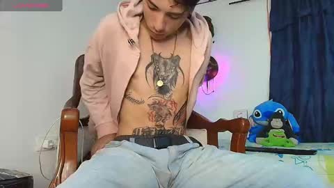 Jimm  Independent Model  online show from 10.03.25