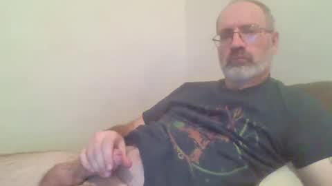 Snapshot of jimmielove2046 chatting on 09.25.25 jimmielove2046 online show from 09.25.25