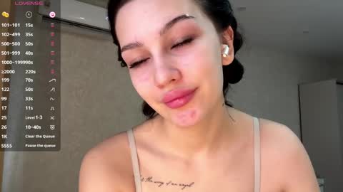 Kate online show from 04.13.26