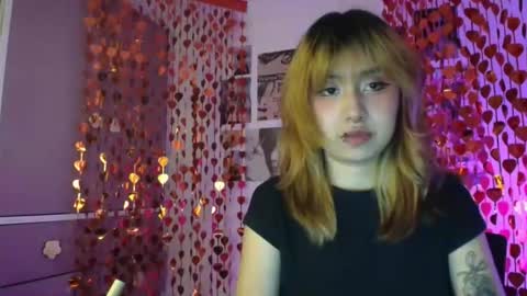 Minaa  online show from 02.11.26