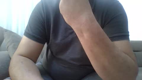 jiqoloemre online show from 10.25.25