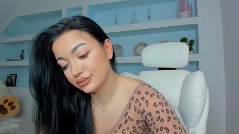 Juliee online show from 01.18.26