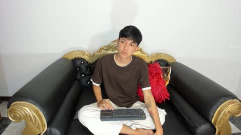 Snapshot of jisus_catt chatting on 02.04.26 Jisusth online show from 02.04.26