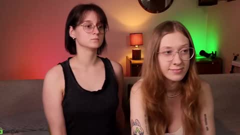 Snapshot of jitoon_exe chatting on 03.01.25 Hey Guys We are Julia ginger Tina brunette online show from 03.01.25