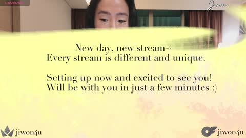 Jiwon online show from 01.25.25